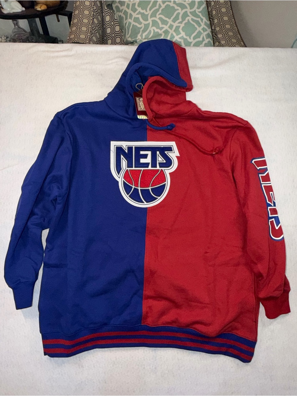 New Jersey Nets Mitchell & Ness NBA Two tone hoodie NWT